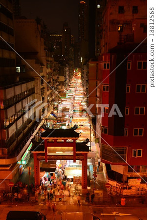 Hong Kong's Night Market 18812568