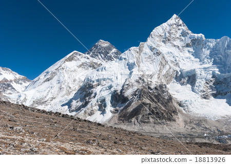 Mt. Everest from Kala Pala Patthar, Nepal Mt. Everest from Kala Pala Patthar, Nepal 18813926