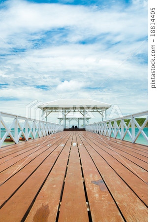 bridge pier bridge pier 18814405