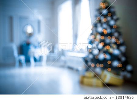 Defocused background Living room, christmas tree Defocused background Living room, christmas tree 18814656