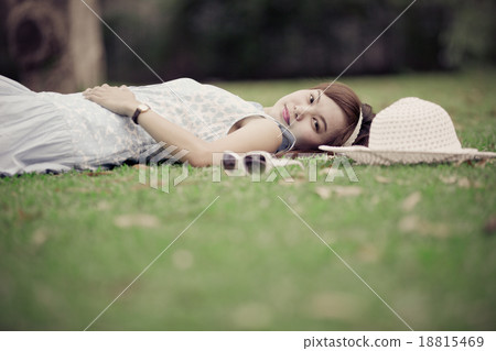 Beautiful young woman. Outdoor portrait Beautiful young woman. Outdoor portrait 18815469