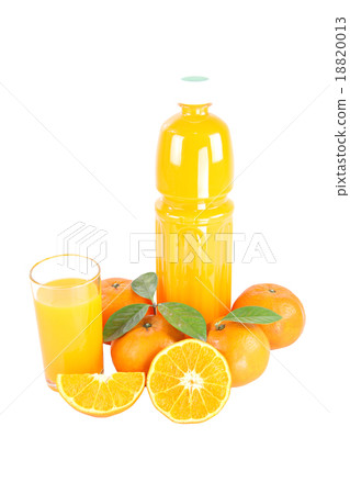 Mandarin oranges isolated on white background. 18820013