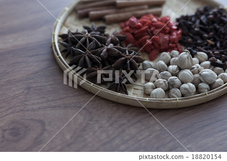 Wooden table of colorful spices 18820154
