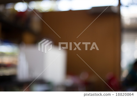 Blurred cafe restaurant with bokeh background 18820864