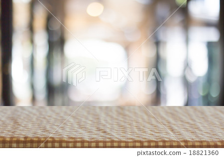 Checkered table cloth on empty table for Your photomontage or pr 18821360