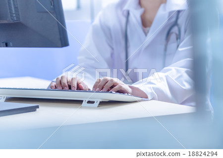 Close-up Of Female Doctor Filling The Medical Form 18824294