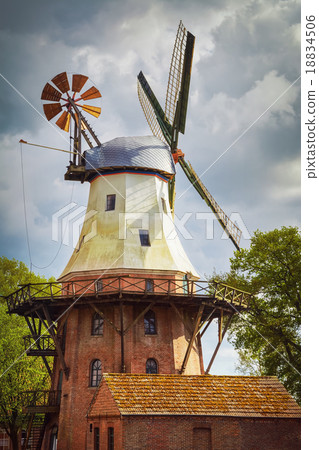 Windmill Windmill 18834506