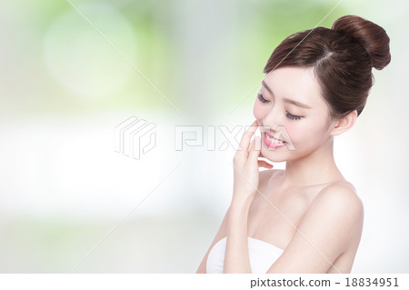 beautiful Skin care woman Face beautiful Skin care woman Face 18834951