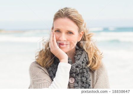 Close up of a attractive woman 18838647