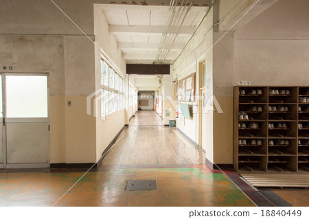 School campus School campus 18840449