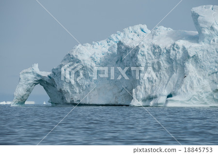 Iceberg in Disko bay of Greenland 18845753