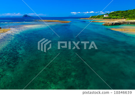 Sakito's coastal scenery Nagasaki Sunset Road 18846639