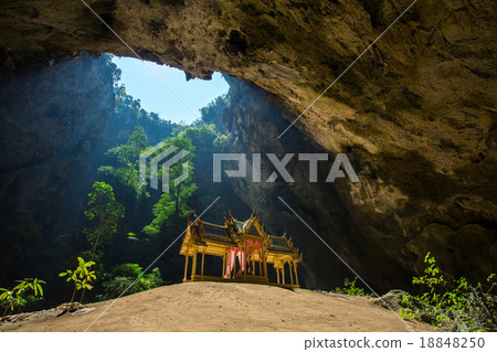 Royal pavilion in the Phraya Nakhon Cave Royal pavilion in the Phraya Nakhon Cave 18848250