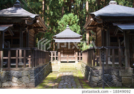 Tomb of Kamisato Uesugi tomb of Uesugi family mausoleum Tomb of Kamisato Uesugi tomb of Uesugi family mausoleum 18849092