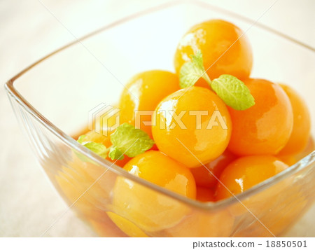 Kinkansu with honey boiled mint (horizontal position) 18850501