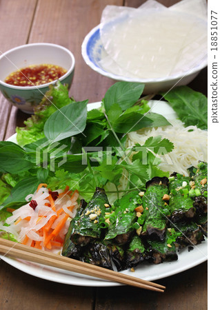 Beef roll wrapping Beef roll wrapping 18851077
