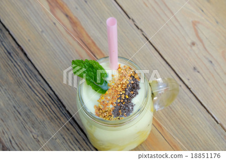 smoothie 18851176
