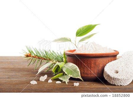 Aromatic bath salt and pumice stone 18852800