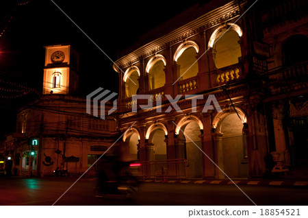 Chino Portuguese clock tower in phuket old town Chino Portuguese clock tower in phuket old town 18854521