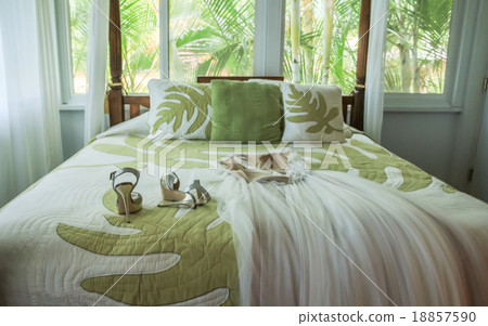 Wedding dress and shoe bedroom Wedding dress and shoe bedroom 18857590
