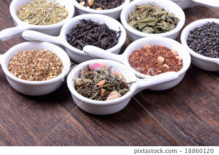 assortment of dry tea 18860120