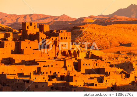 Ait Benhaddou, Ouarzazate, Morocco. 18862702