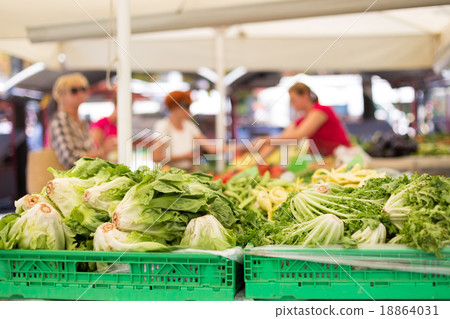 Farmers' food market stall. Farmers' food market stall. 18864031