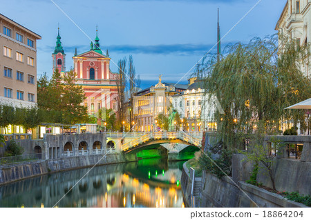Romantic medieval Ljubljana, Slovenia, Europe. Romantic medieval Ljubljana, Slovenia, Europe. 18864204