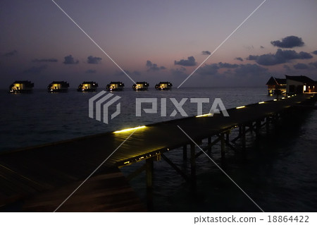 Night view of Maldives resort 18864422