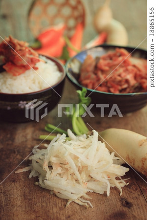 Kimchi radish with steamed rice Kimchi radish with steamed rice 18865156
