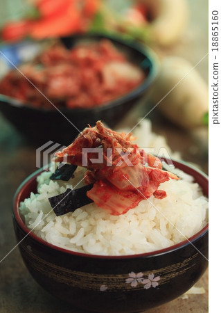 Kimchi radish with steamed rice Kimchi radish with steamed rice 18865160