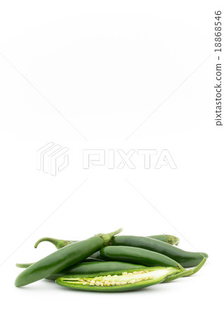 Serrano · Pepper (Chile · Serrano) Serrano · Pepper (Chile · Serrano) 18868546