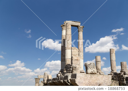 Temple of Hercules,  Citadel Hill, Amman, Jordan 18868733