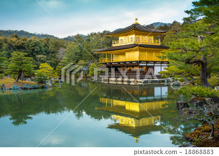 Kinkakuji Temple (The Golden Pavilion)  18868883
