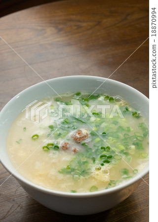 Umeboshi with omeboshi and egg 18870994