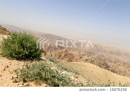 desert mountain landscape, Jordan, Middle East 18876298
