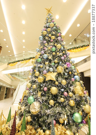 Urban Christmas tree 18877337