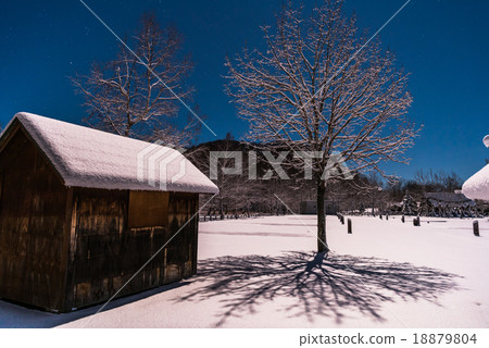 雪露營地 18879804