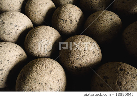 清潔球形泥濘的碗 18890045