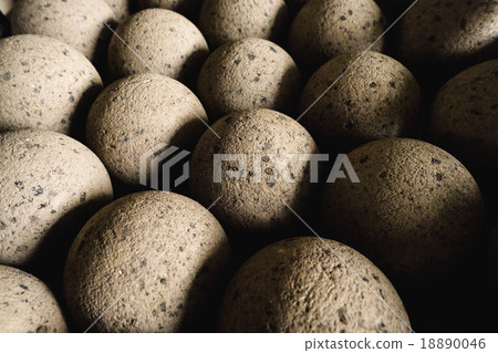 清潔球形泥濘的碗 18890046