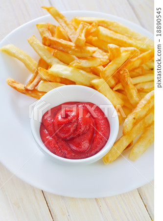 potato with sauce 18890545