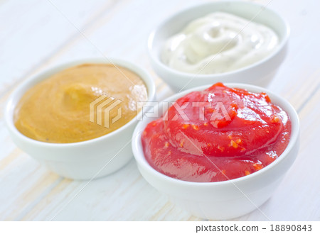 sauces sauces 18890843