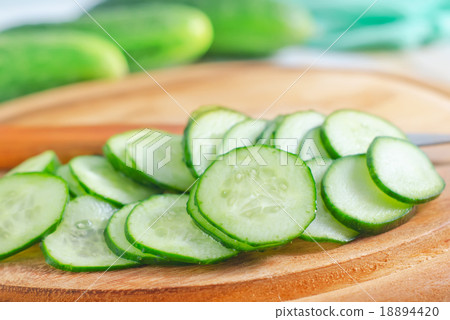 cucumbers cucumbers 18894420