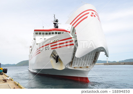 Ferries chunks 18894850