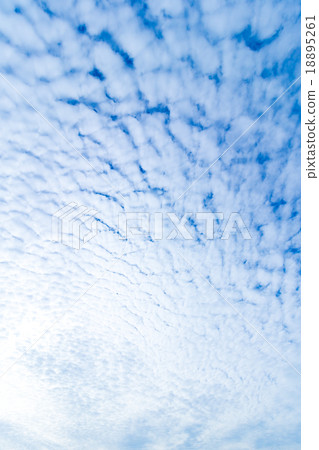 覆蓋高積云云片藍天將軍天空和雲彩白雲秋天天空背景材料雲彩綜合背景 18895261