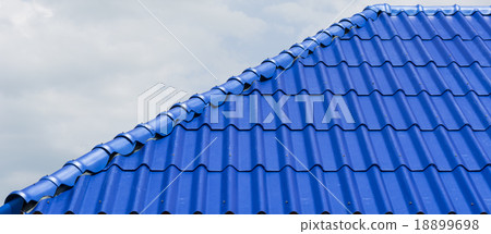 The blue pattern roof texture with sky background 18899698