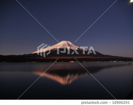 從山中湖的富士山黎明 18900201