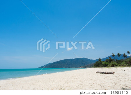 beautiful beach and tropical sea beautiful beach and tropical sea 18901540