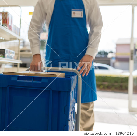 convenience store convenience store 18904219