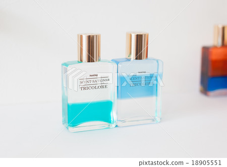 Color Bottle Color Bottle 18905551